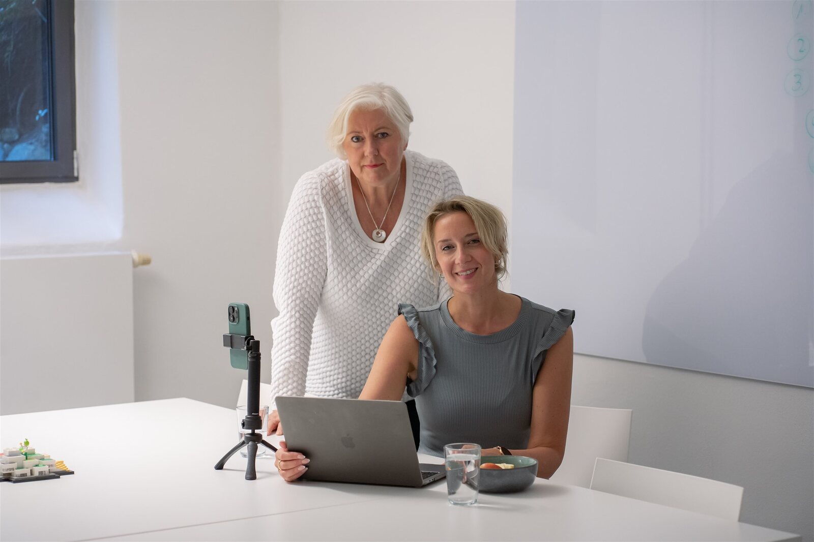 Ellen und Folke Johannsen bei der gemeinsamen Arbeitsvorbereitung